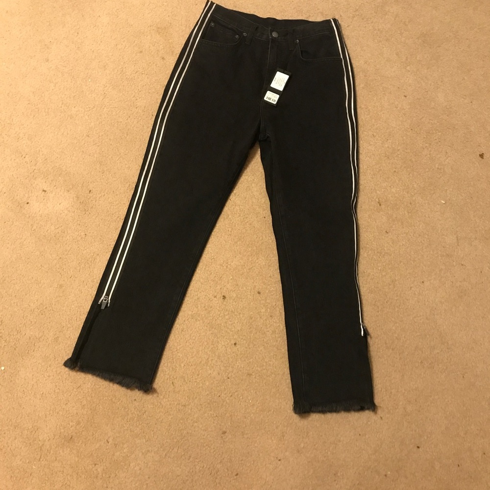 Carmar black zipper jeans